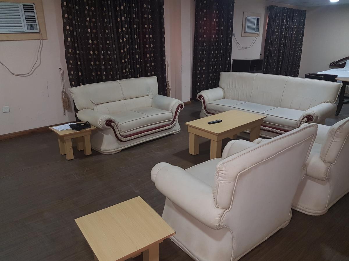 Citilodge Hotel & Conference Centre Newly Renovated 아부자 외부 사진